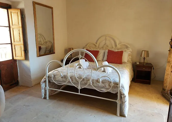 Razzett Warda Bed & Breakfast Għasri