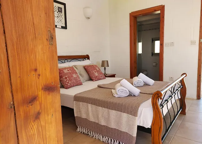 Razzett Warda Bed & Breakfast